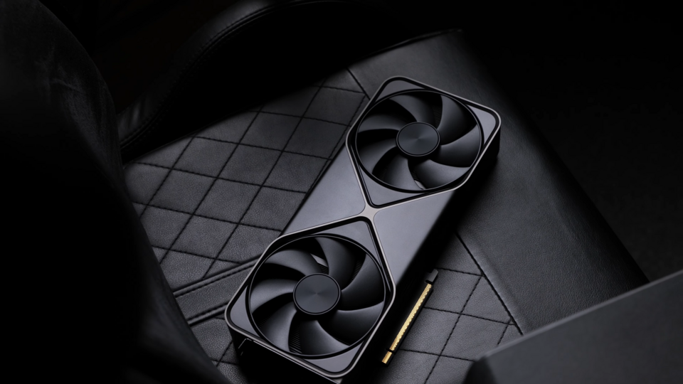NVIDIA GeForce RTX 5090 con diseño de enfriamiento avanzado y perfil delgado